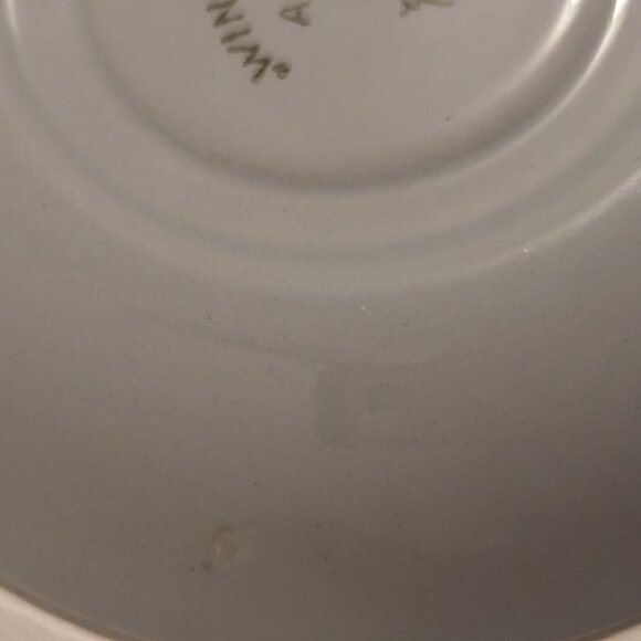 Vintage Handpainted Arabia Finland Windflower Teacup and Saucer with Flaw - Picture 13 of 13